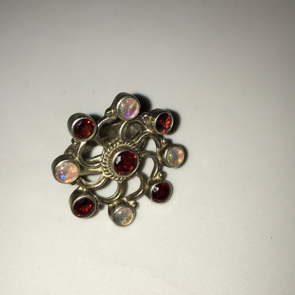 Garnet and opal mandala ring - Picture 2 of 4